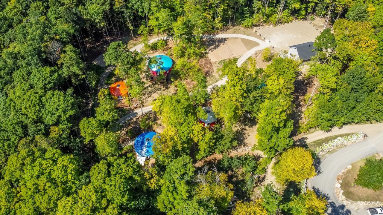 Yourtes Glamping Du Poisson Blanc Notre-Dame-du-Laus Dış mekan fotoğraf